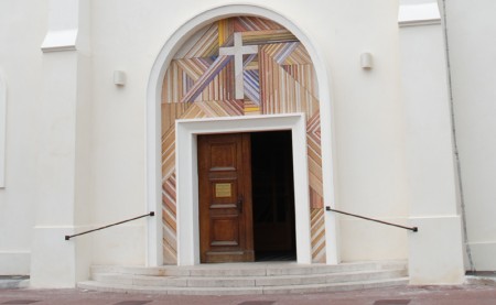 Entrée de l'Eglise St Urbain